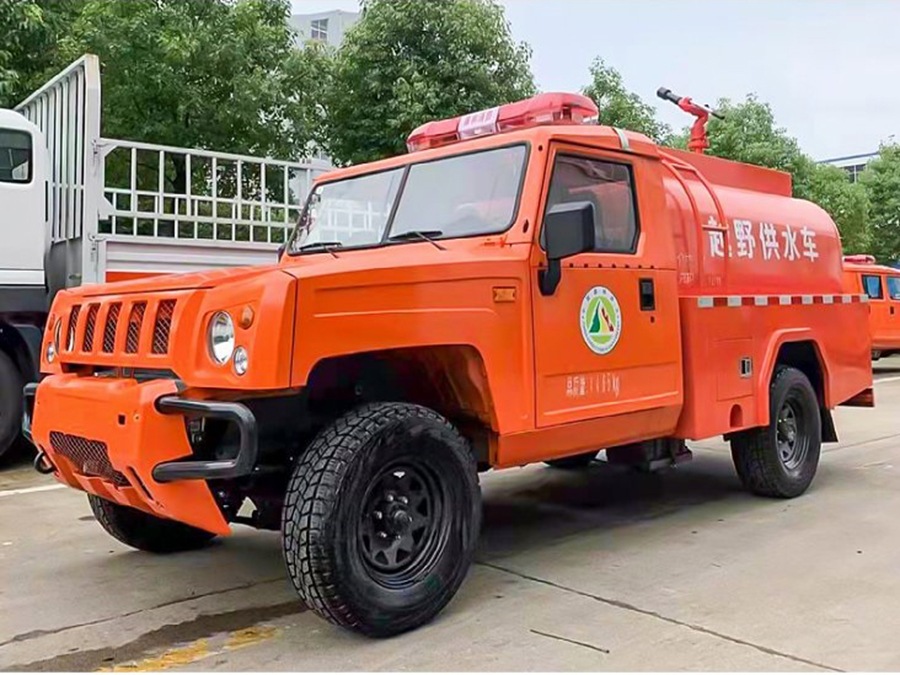 北汽勇士四驅森林消防供水車