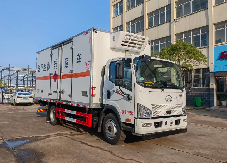 解放5.2醫療廢物轉運車