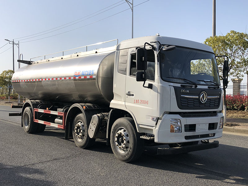 東風15方鮮奶運輸車