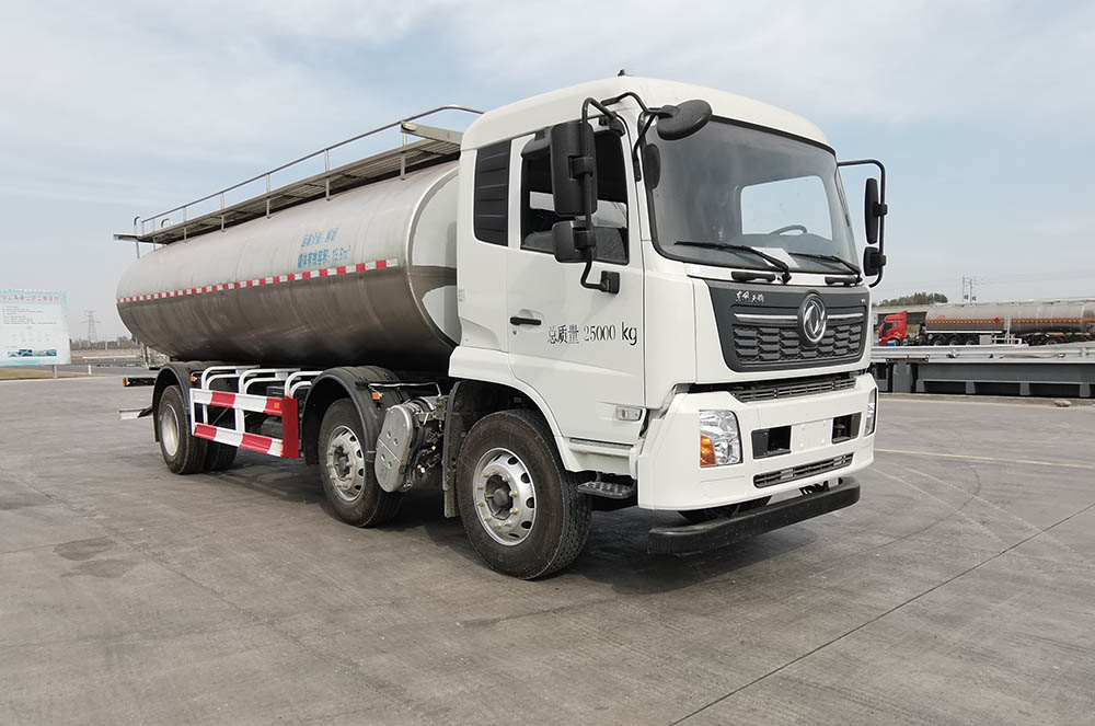 東風牌鮮奶運輸車