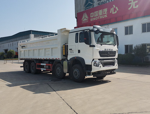 重汽豪沃前四后八自卸車
