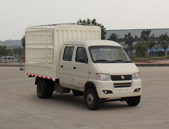 東風牌倉柵式運輸車