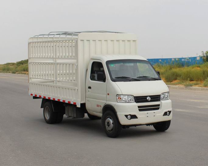 東風牌倉柵式運輸車